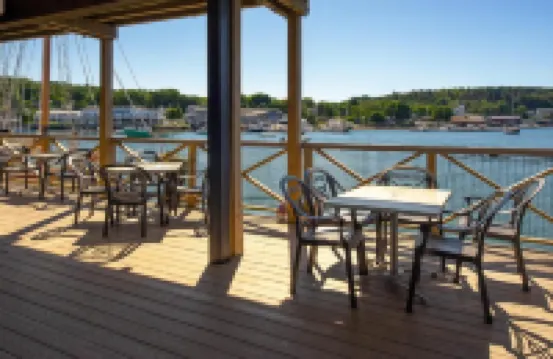Fisherman's Wharf Inn