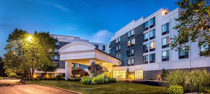 Courtyard Boston Marlborough Hotels in Middlesex County