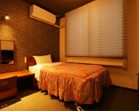 小松綠色酒店 小松市酒店