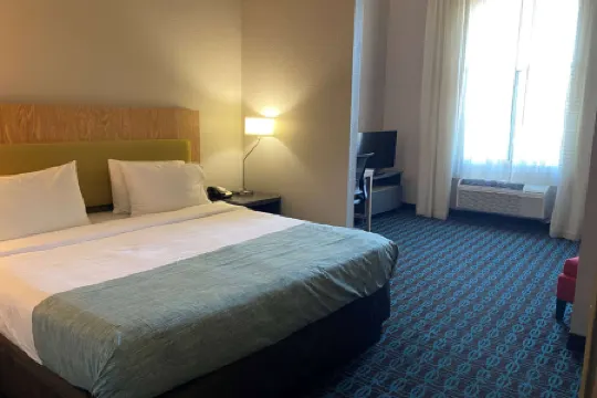 Wingate by Wyndham Chandler Phoenix