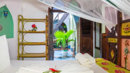 Aloe Vera Twin room with AC  and garden view