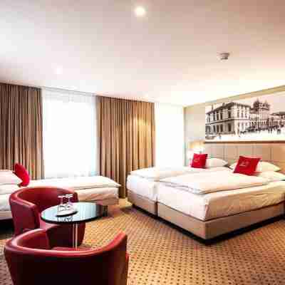 Hotel Wartmann am Bahnhof Rooms
