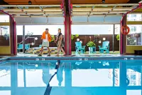 Hotel Zed Victoria - piscina
