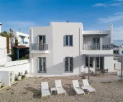 Milos Waves Luxury Apartments