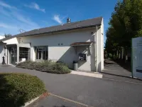 Campanile Reims Sud - Bezannes Hotels near La Mine