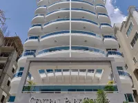 Central Park Tower Hotels near CEDIMAT
