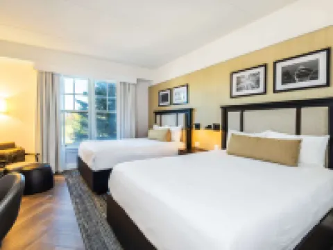 Calabogie Peaks Hotel, Ascend Hotel Collection Hotels in Renfrew County