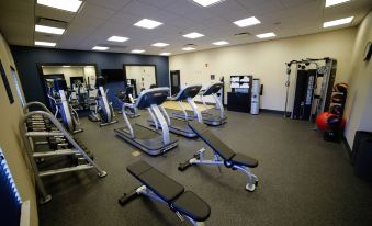 Hampton Inn & Suites Forest City