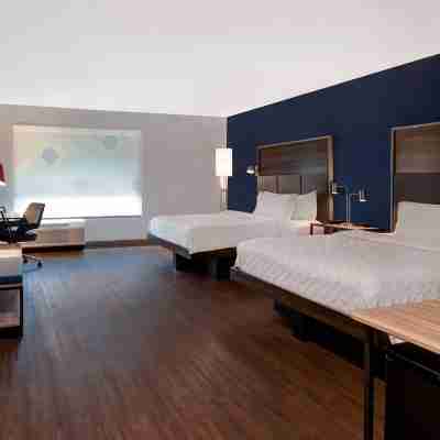 Tru by Hilton West Memphis Rooms