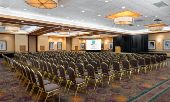 Embassy Suites by Hilton Kansas City International Airport