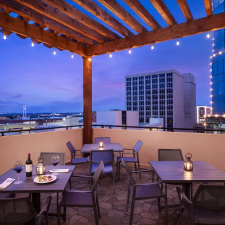Embassy Suites by Hilton Fort Worth Downtown