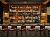 Origin Kansas City Riverfront, a Wyndham Hotel - bar
