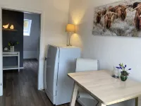 Vacation cottage by the lake Hotels in Mohnesee