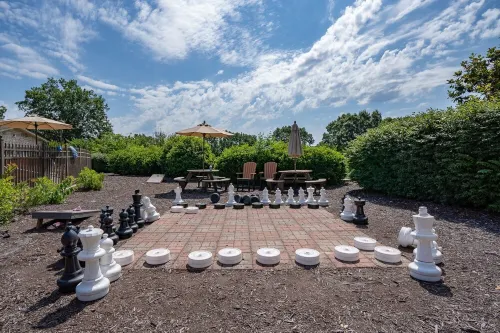 Pet-Friendly Penthouse at Pointe Royale w/View and West Elm Furniture - بوتيك