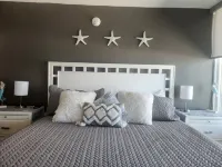 Beach front condo with balcony