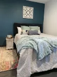 Adorable studio unit with full kitchen