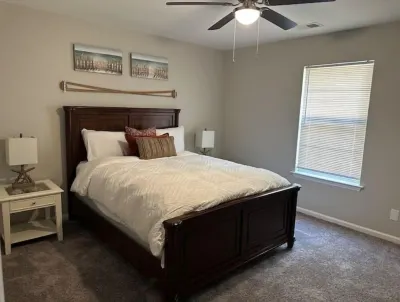 Clean, Quiet, & Cozy, Bungalow Getaway Hotels near Steeplechase Playground