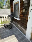 Classic New England Bunkhouse- Home for the whole family!
