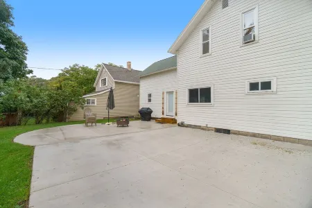 Manistee Charm :: Minutes from Beach & Downtown