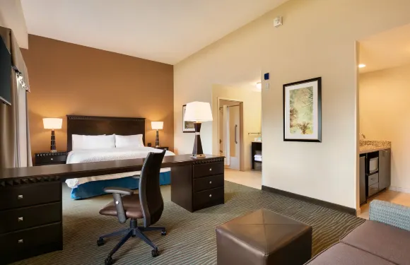 帕克斯堡市中心歡朋套房酒店