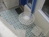 Peaceful with Patio in Downalong, Moments from Beaches, Harbour, Town, Parking