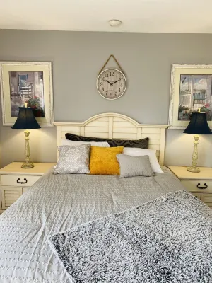 The Shores Resort Condo on East Bay Hotels near Yuba Creek Natural Area - US 31 Trailhead