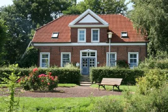 Vacation apartment, ground floor, WLAN, covered terrace, wood-burning stove