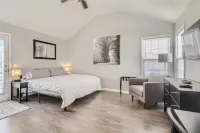 Cozy & Quiet 3BD Retreat Near Downtown Nashville!