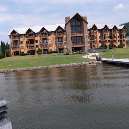 Lakeside Condo ~ Close to Everything ~ First Floor ~ Pool ~ Dock ~ Views