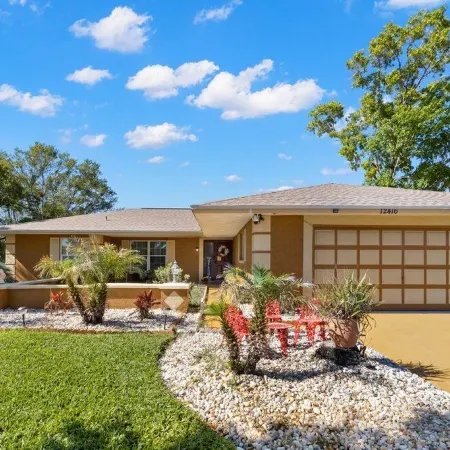 3BR Roman Oasis: Caesar's Place + Heated Pool