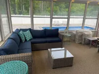 The Perfect Shore House in Beach Haven West, Pool, Spa, Firepit, 5 Mins To LBI