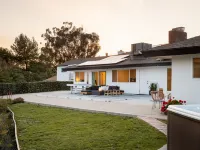 Spacious & Fun - 5BR/4BA • Pool Table • Hot Tub Hotels in La Mesa