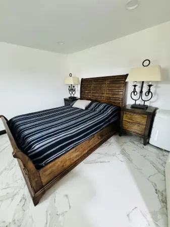 Cozy Private Suite with bathroom, 28 mins from Sequoia National Park.