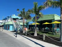 Poolside Updated Studio Across from the Beach!!