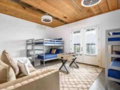 Sky View on False River Sunset     LSU 45 Minutes Away Hotels in Pointe Coupee Parish