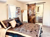 Vibes Cowboy: Two Hotels in Presidio County