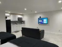 Beautiful Miami Pool Lake Studio