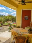 Beverly's Hilltop Retreat