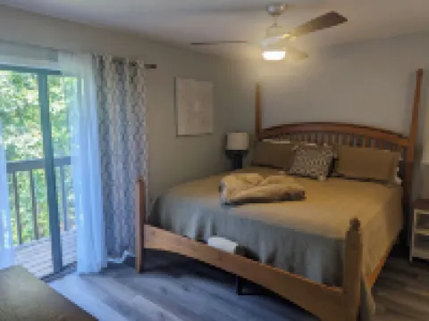 Quiet Corner Unit with Deck Overlooking the Saluda River