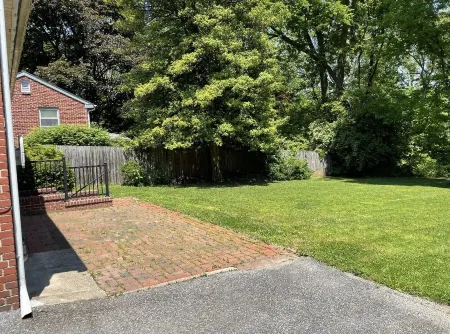 A Cozy Getaway 5 min from the heart of Lancaster!