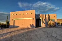 Discounted Summer Rates 3 Bd 2 ba Home on 2 Acres Views Near Desert Museum