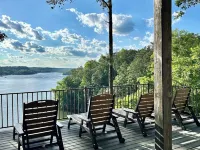 One of a Kind! Stunning Treetop Mansion on Smith Lake - Sleeps 22! 温斯頓縣酒店