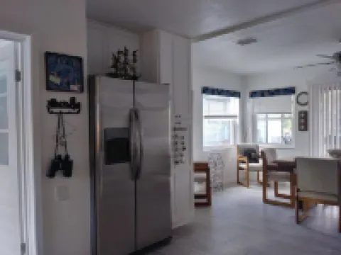 WATERFRONT COTTAGE w/ACCESS TO WEEKI WACHEE RIVER & GULF FRESHLY REMODELED!