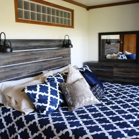Brian Head Ski Condo, 2 Bed, 2 Bath, Pool, Jacuzzi,  Main Building, Elevator