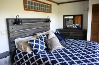 Brian Head Ski Condo, 2 Bed, 2 Bath, Pool, Jacuzzi,  Main Building, Elevator