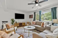 Location is a golfer's paradise and less than 10min from downtown Pinehurst! Hotels in Moore County