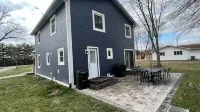 7 mi to Grand Park, 1 mi to Mustard Seed, 5 min to downtown Noblesville!