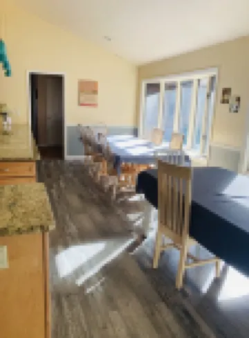 Secluded 6Br Estate w/ Indoor Court & Heated Pool