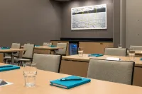 Homewood Suites by Hilton Belmont - spa