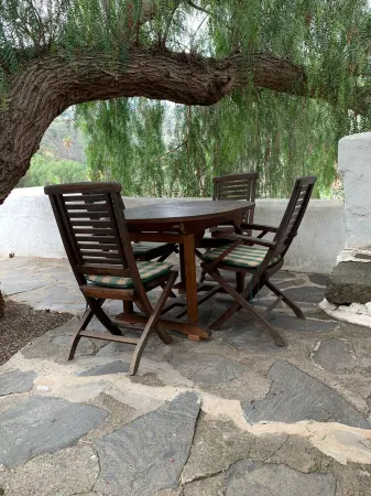 Hikers' cottage in green surroundings. Renovated in July 2023
